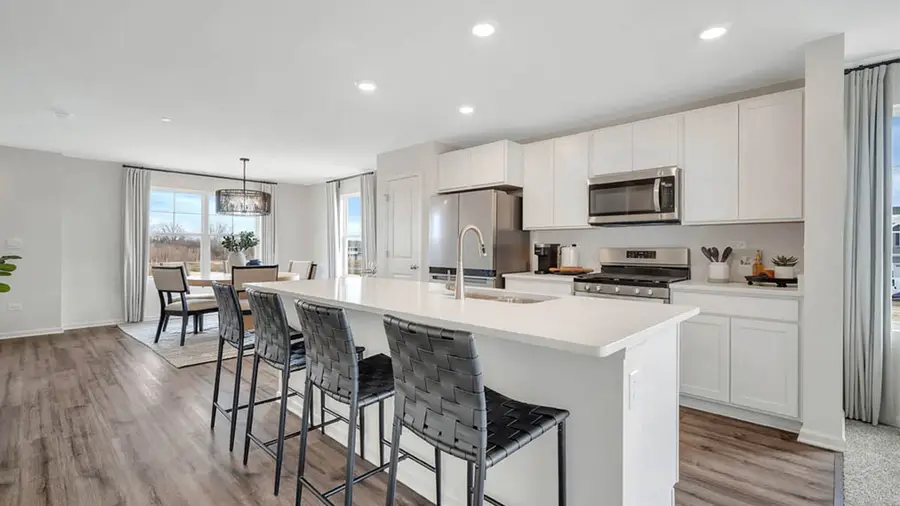 2220 Lakeshore Drive, Schaumburg, IL 60196 - Image #3