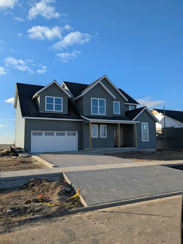 675 S Regulators Street, Creston, IL 60113