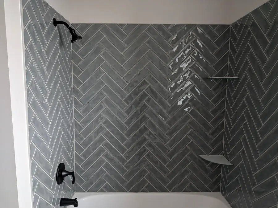 675 S Regulators Street, Creston, IL 60113 - Image #2