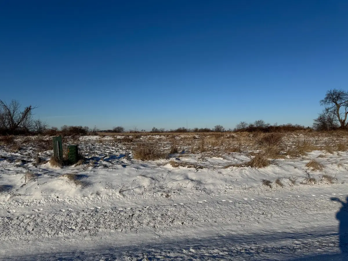 104 Kyle Lane, Kirkland, IL 60146 - Image #1