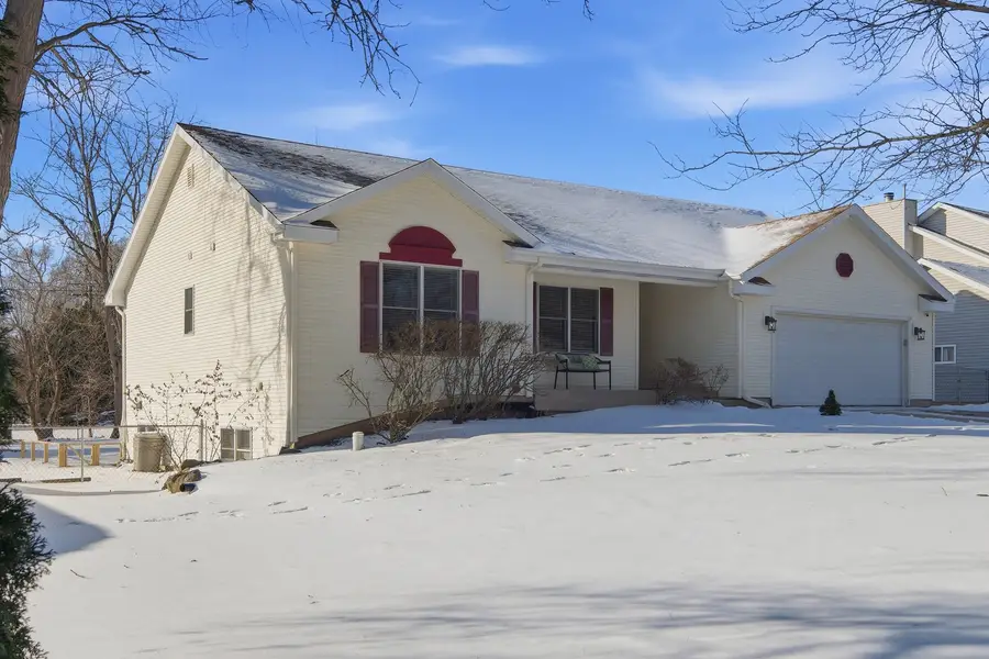 296 Charlotte Avenue, Crystal Lake, IL 60014 - Image #2