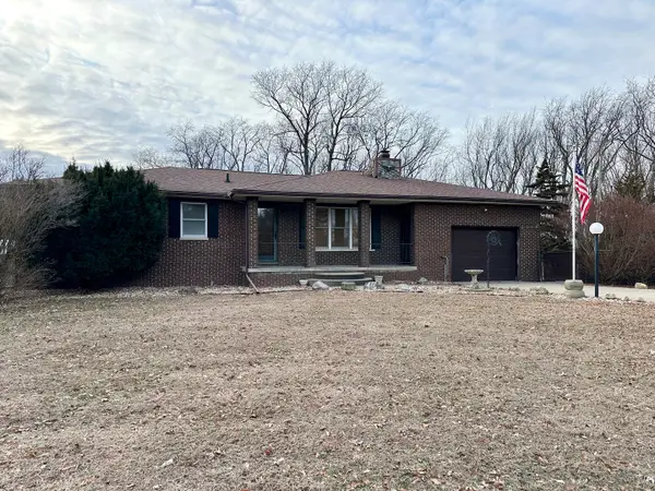 2463 Bishop Road, Prophetstown, IL 61277