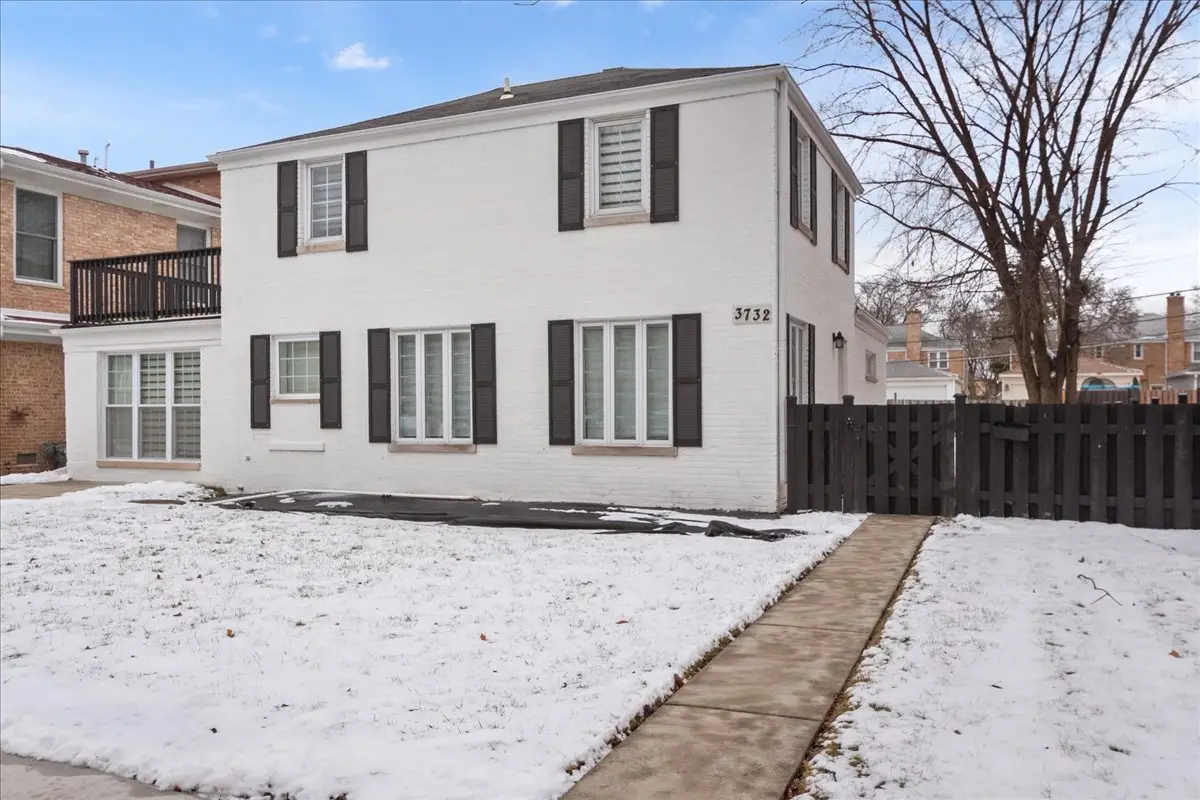 3732 W Columbia Avenue, Lincolnwood, IL 60712 - Image #1