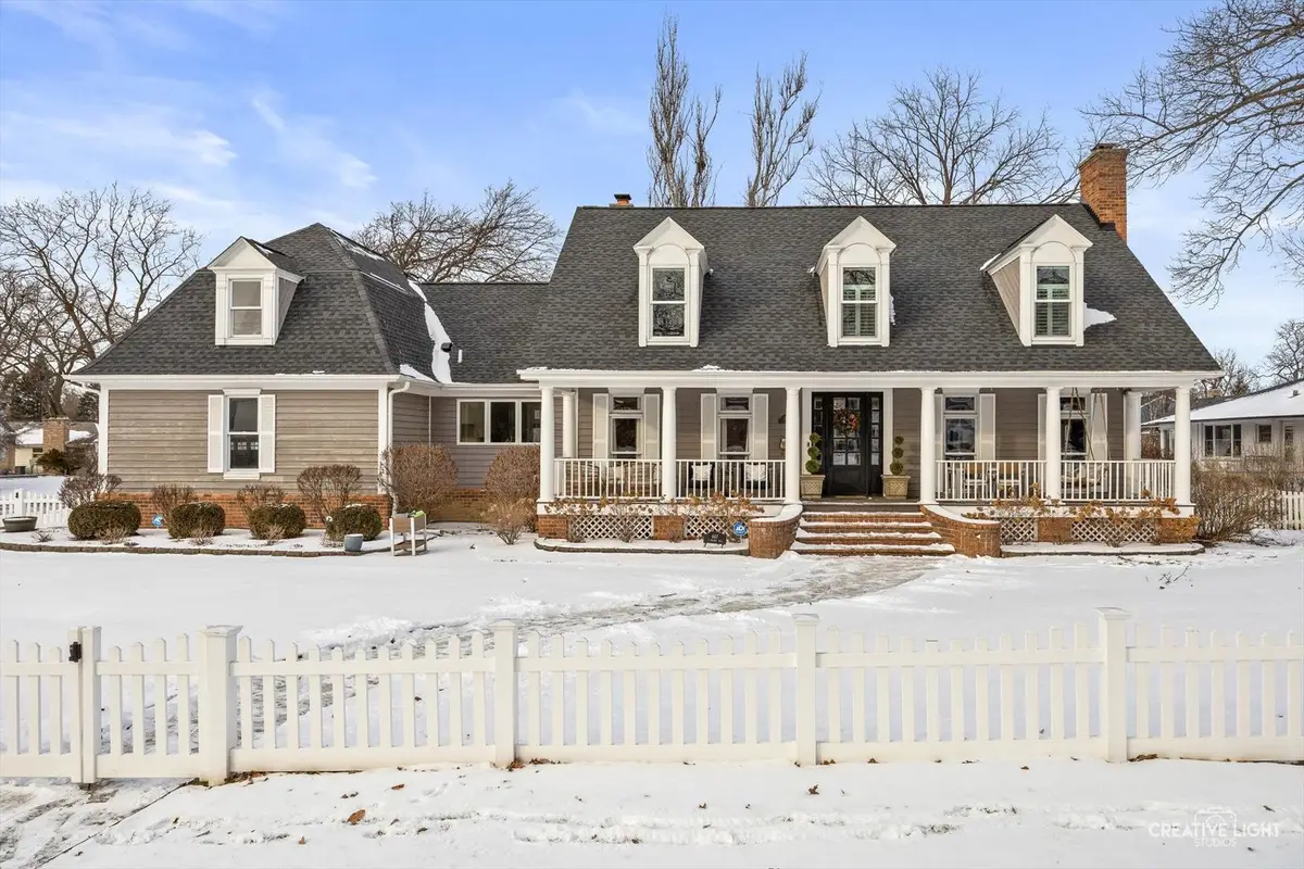 607 E Prairie Avenue, Wheaton, IL 60187 - Image #1