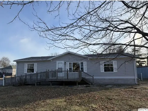 228 N Madison, Carthage, IL 62321