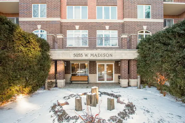 5055 W Madison Street #507, Skokie, IL 60077