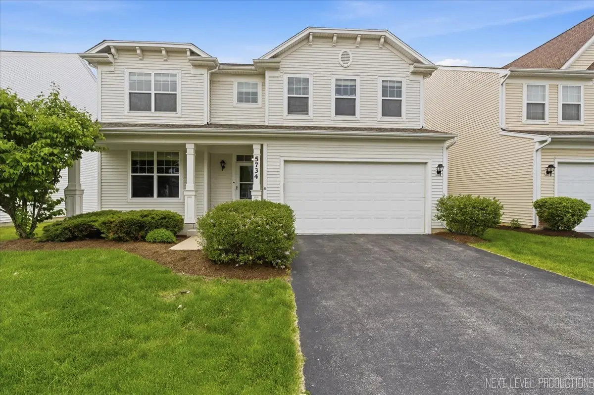 5734 Oak Ridge Way, Lisle, IL 60532 - #1