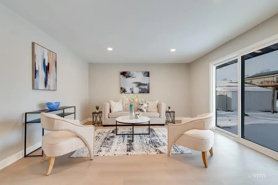 502 Oakton Street, Elk Grove Village, IL 60007 - Image #3