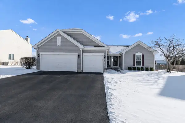 6711 Glenmoor Court, McHenry, IL 60050