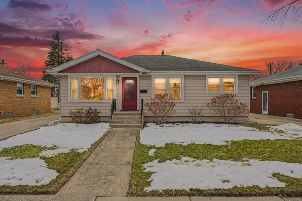 735 E 163rd Street, South Holland, IL 60473