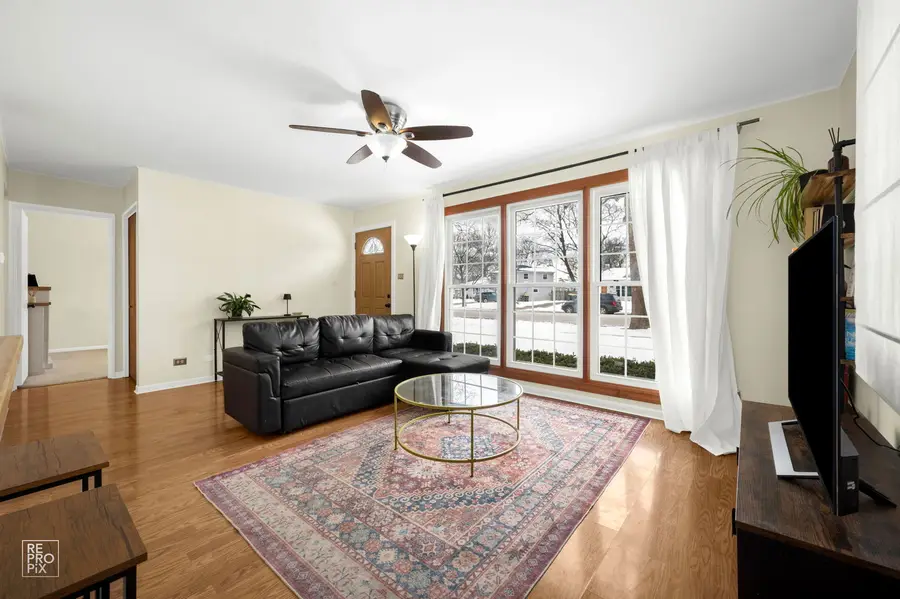 3710 Meadow Drive, Rolling Meadows, IL 60008 - #2