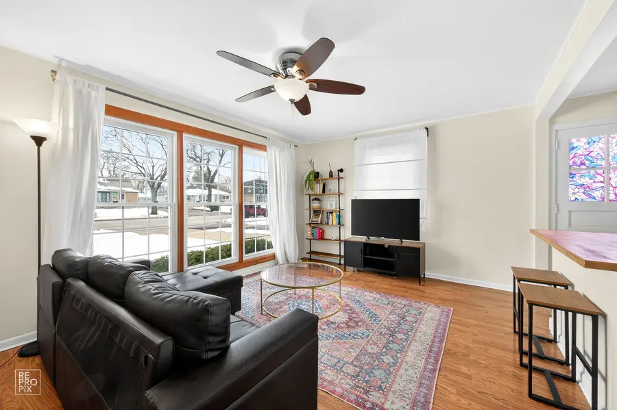 3710 Meadow Drive, Rolling Meadows, IL 60008 - #3