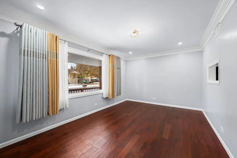 1130 N Stratford Road, Arlington Heights, IL 60004 - Image #2