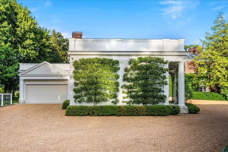 788 E Woodland Road, Lake Forest, IL 60045 - #2