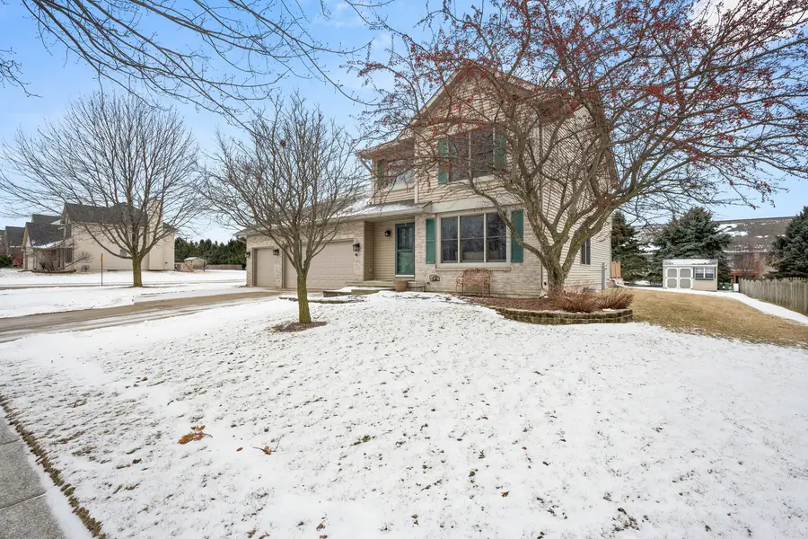 1122 Yorkshire Drive S, Sycamore, IL 60178 - Image #3
