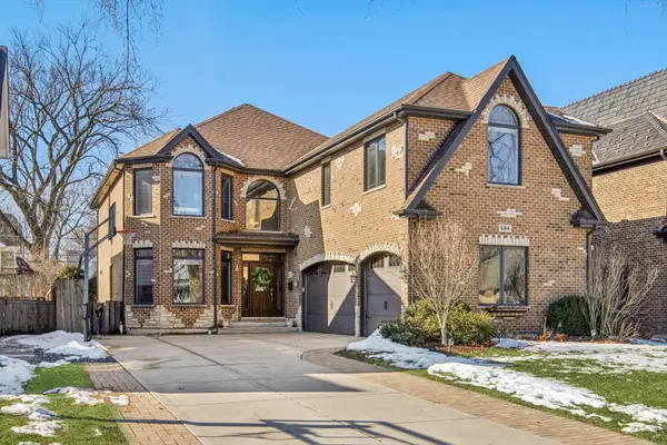 594 S Fairfield Avenue, Elmhurst, IL 60126