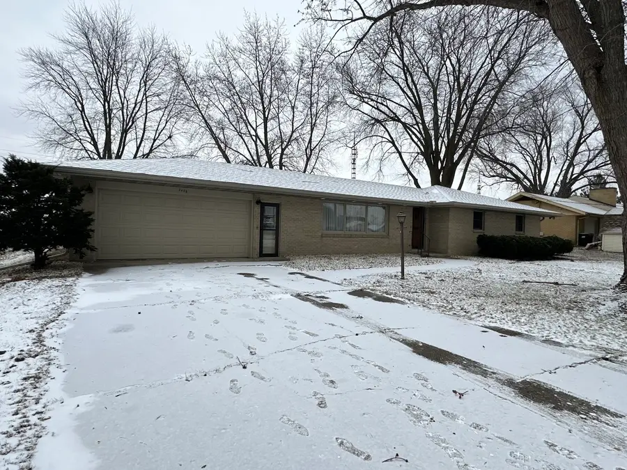 2408 16th Avenue, Sterling, IL 61081 - Image #2