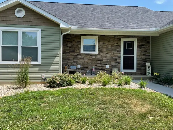 125 Old Bloomfield Road, Vienna, IL 62995