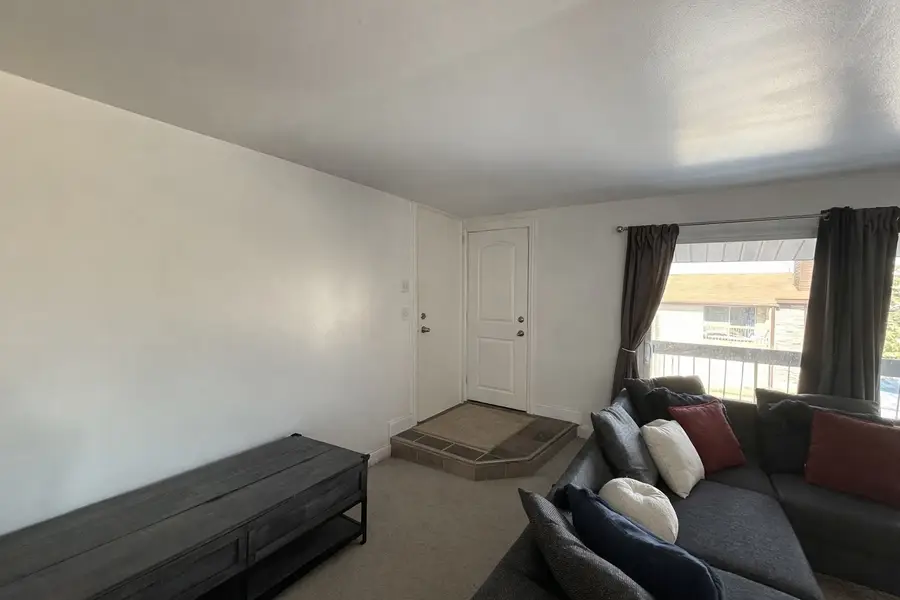 Address Withheld By Seller, Orland Park, IL 60462 - Image #2