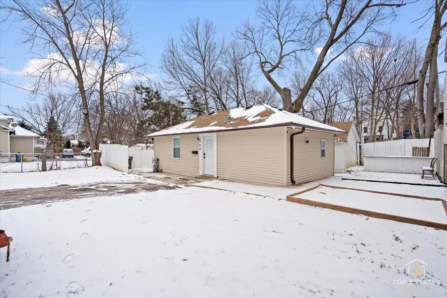 268 N Gifford Street, Elgin, IL 60120 - Image #3