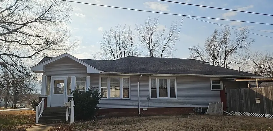201 S 9th Street, Herrin, IL 62948 - Image #2