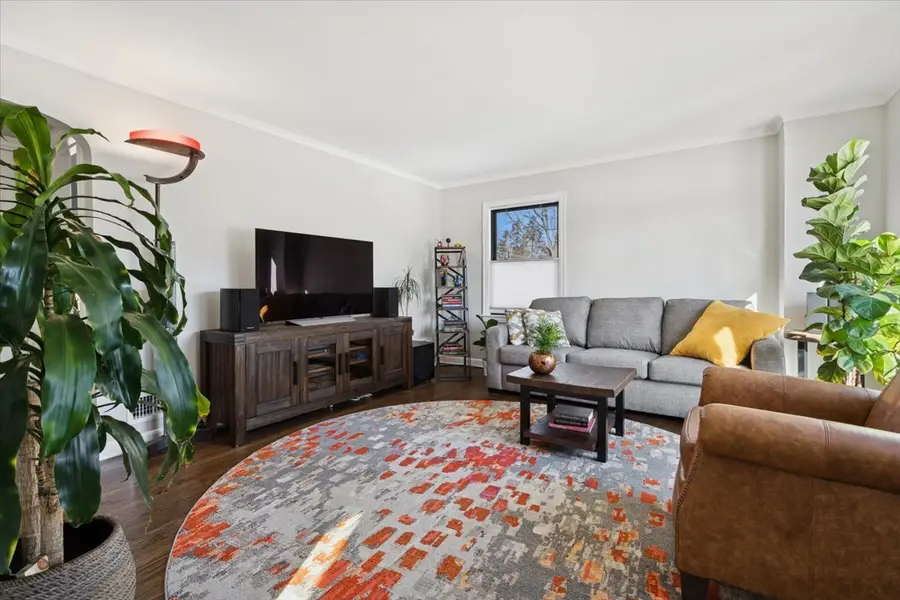 2338 Buckingham Avenue, Westchester, IL 60154 - Image #2