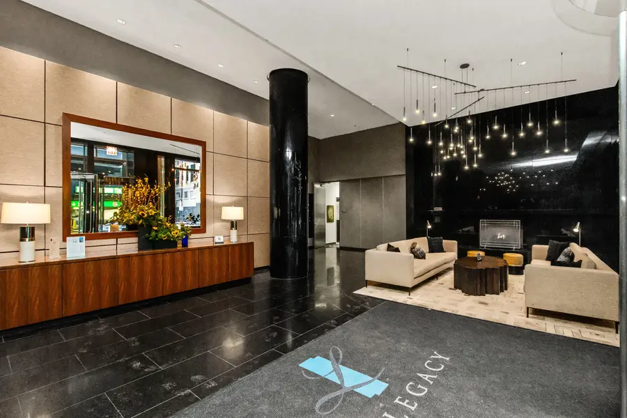 60 E Monroe Street #4906, Chicago, IL 60603 - Image #2