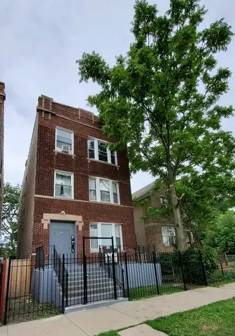 3829 W Maypole Avenue, Chicago, IL 60624