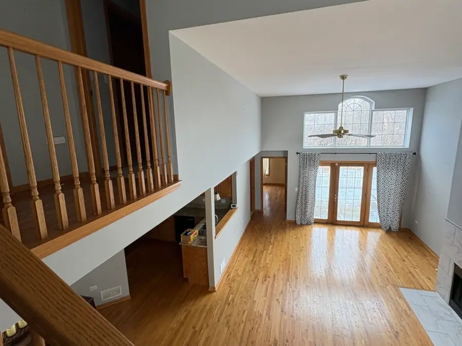 5536 Foxwoods Drive, Oak Lawn, IL 60453 - Image #2