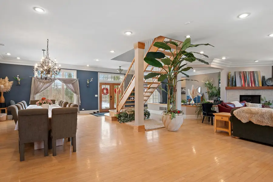 28W280 Oak Creek Court, West Chicago, IL 60185 - Image #2