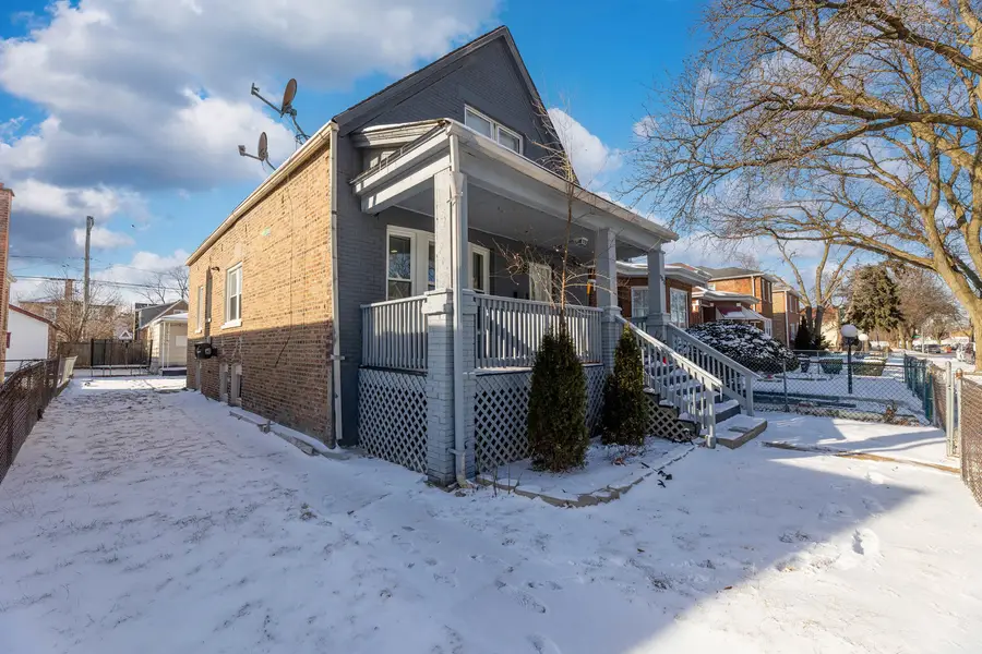 9020 S Carpenter Street, Chicago, IL 60620 - Image #2