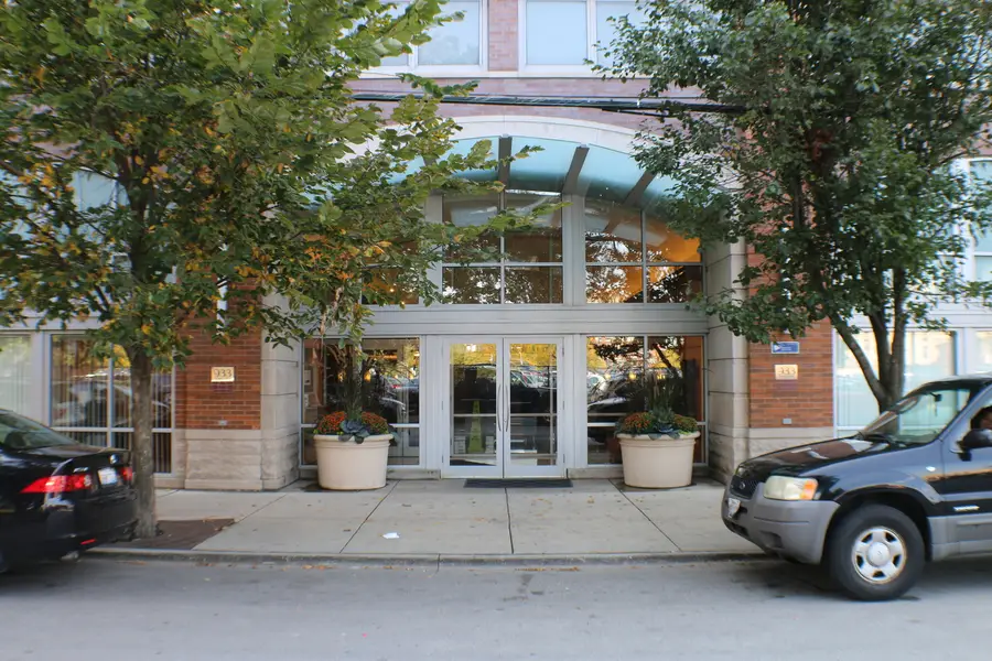 933 W Van Buren Street #425, Chicago, IL 60607 - Image #2