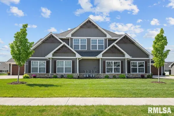 3043 Shanes Way #3043, Bettendorf, IA 52722