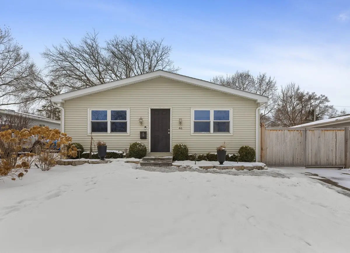46 N Ridgemoor Avenue, Mundelein, IL 60060 - Image #1