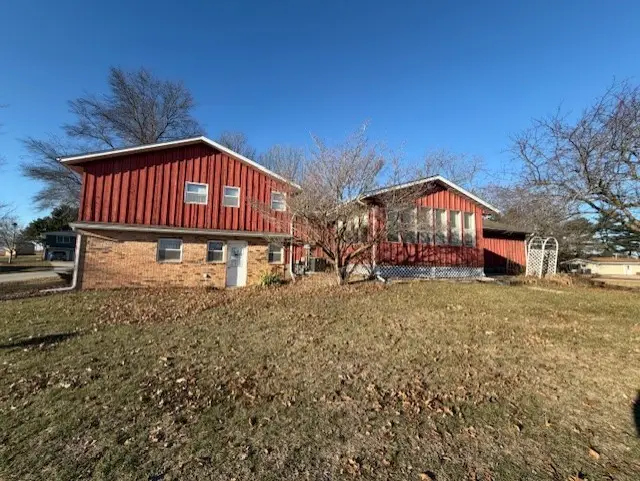 8 Pine Ridge Lane, Geneseo, IL 61254 - Image #2