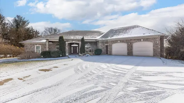 1005 W Summit Street, Maquoketa, IA 52060