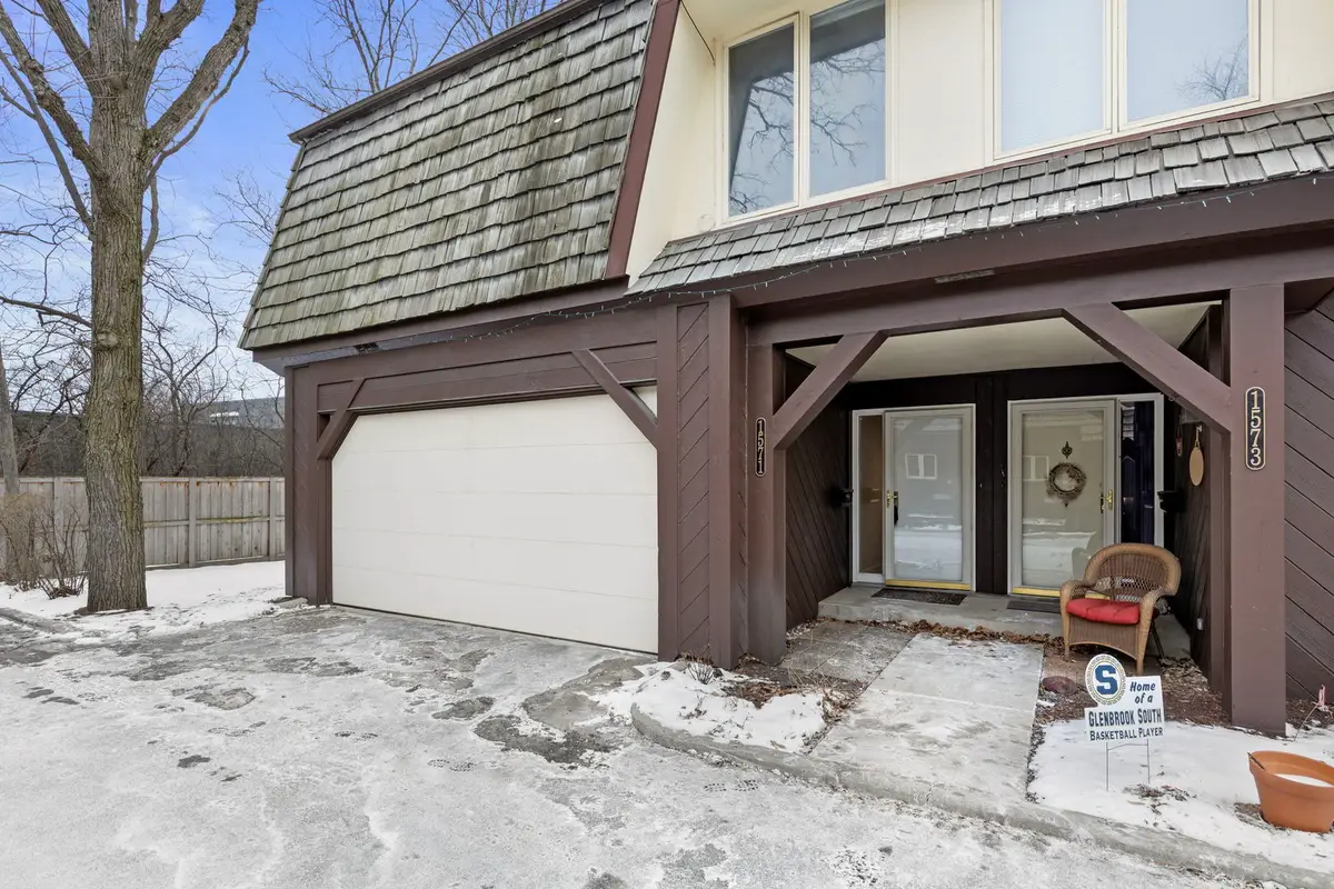 1571 Winnetka Road, Glenview, IL 60025 - Image #1