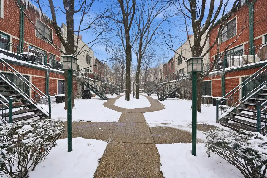 1812 S State Street #27, Chicago, IL 60616 - Image #2