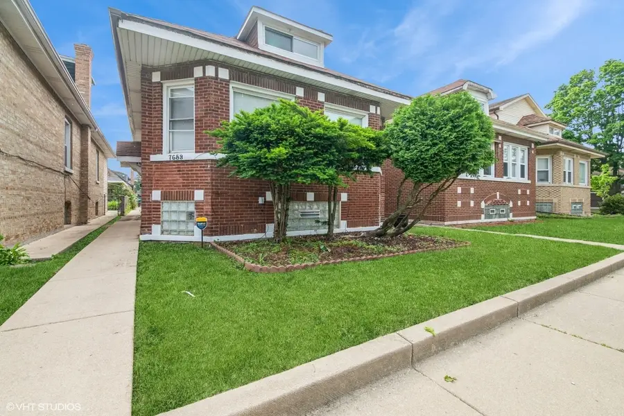 7653 S Seeley Avenue, Chicago, IL 60620 - Image #2