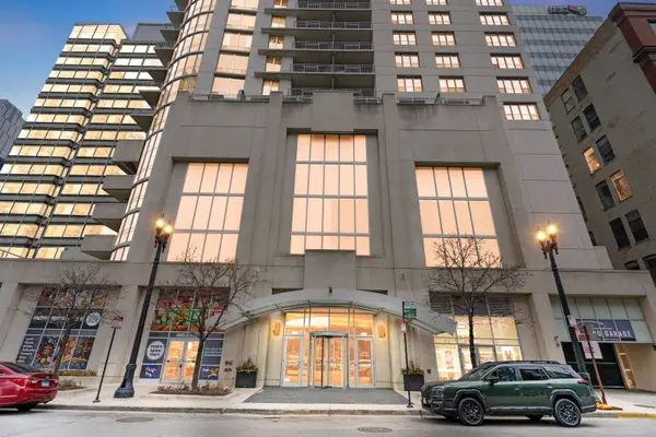 Address Withheld By Seller, Chicago, IL 60661