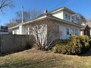 Address Withheld By Seller, Elgin, IL 60120 - #2