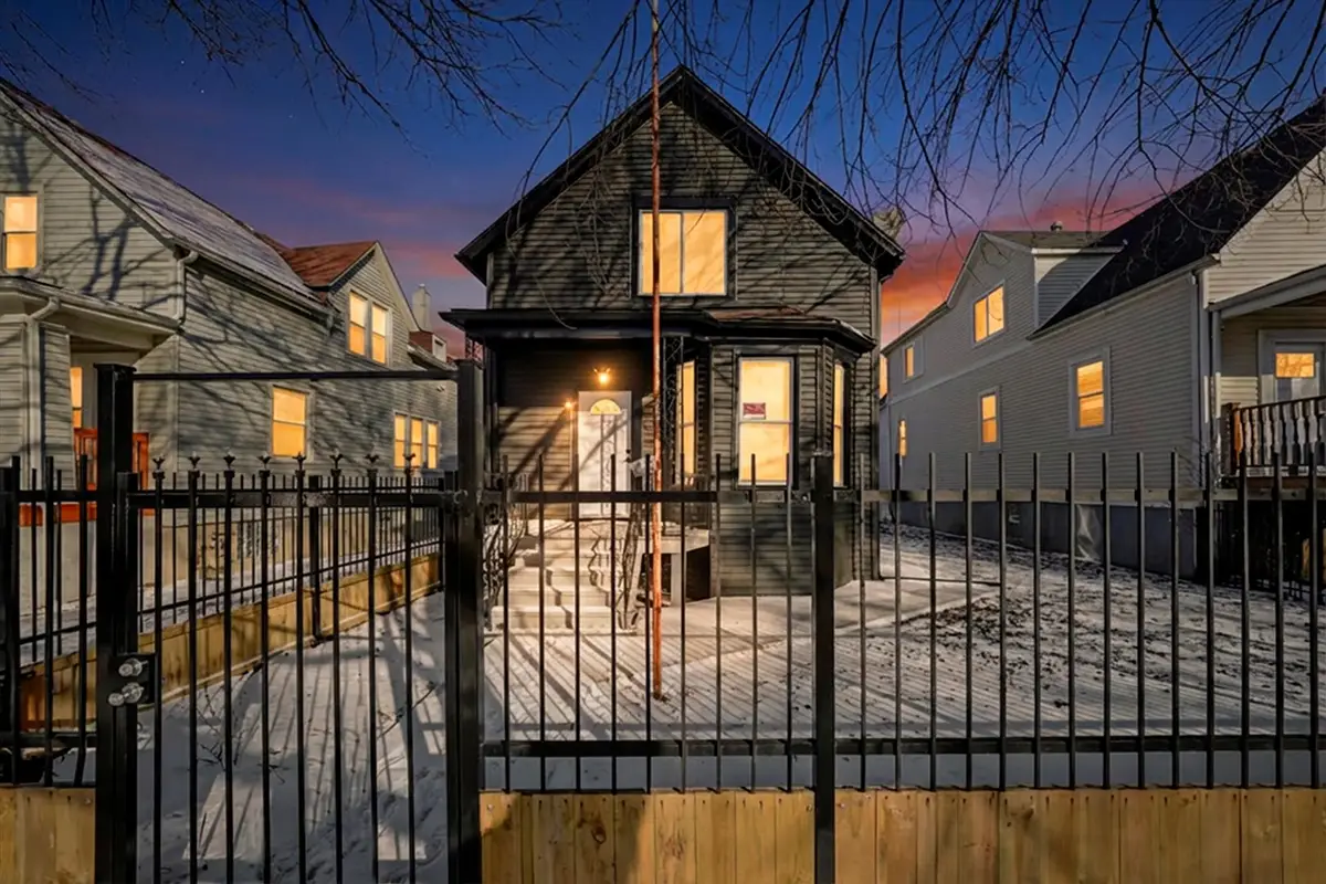 24 E 99th Place, Chicago, IL 60628 - Image #1