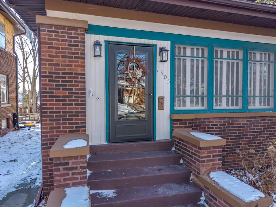 1305 S Fell Avenue, Normal, IL 61761 - #2