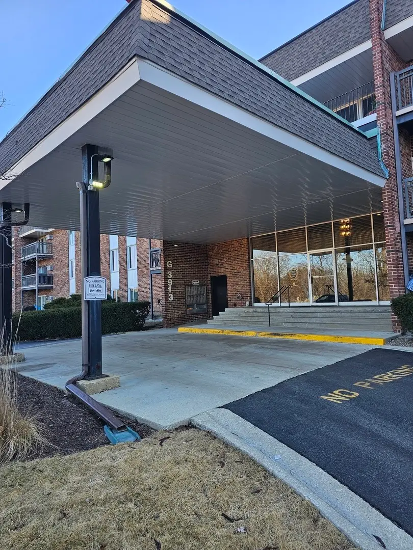 3913 Saratoga Avenue #G-105, Downers Grove, IL 60515 - Image #1