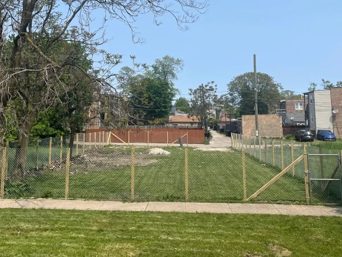 3914 W Huron Street, Chicago, IL 60624 - #1