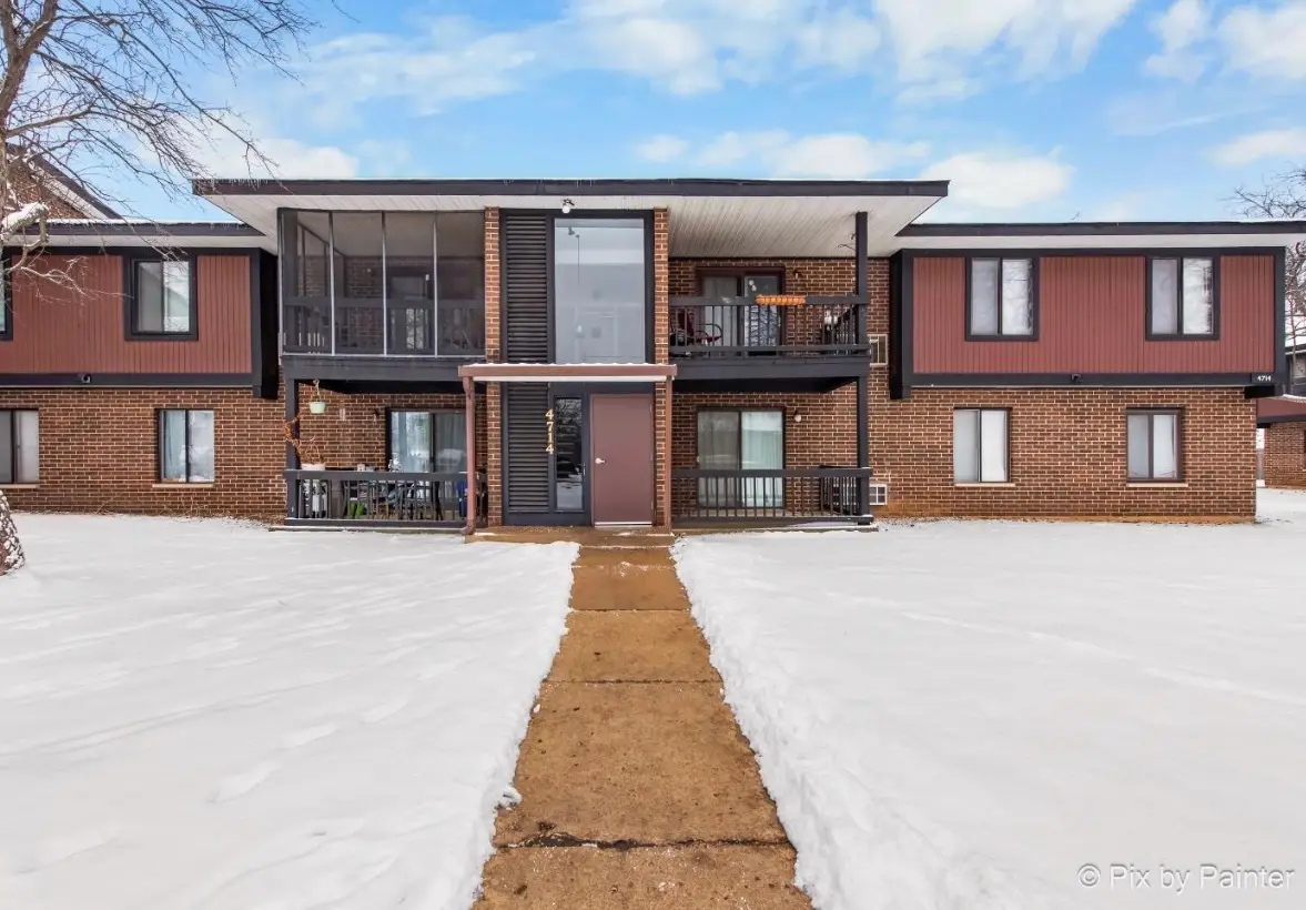 4714 Northfox Lane #2, McHenry, IL 60050 - Image #1