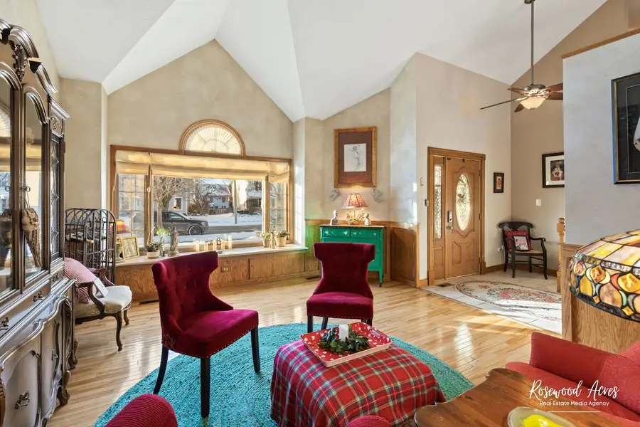 1700 Chestnut Hill Road, Plainfield, IL 60586 - #3