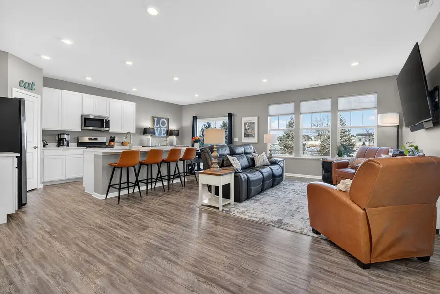 1008 Moraine Drive, South Elgin, IL 60177 - Image #3