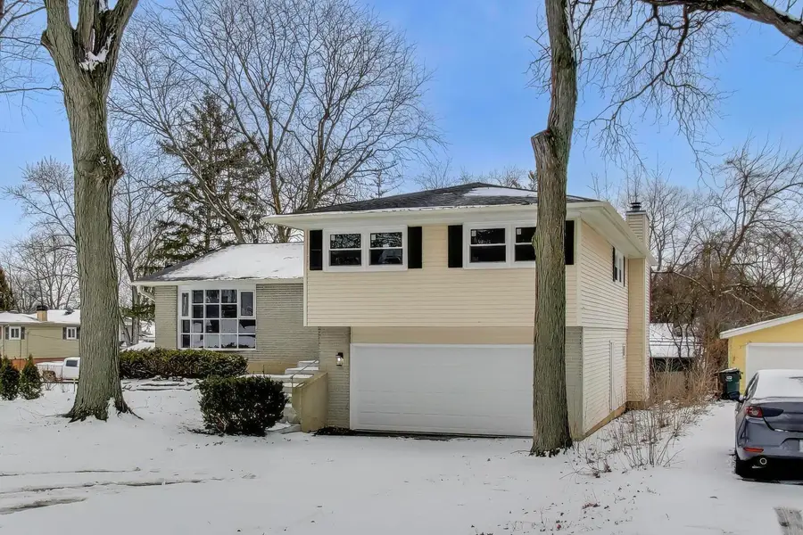 123 Kainer Avenue, Barrington, IL 60010 - Image #3