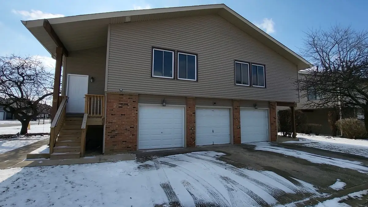 13 Marywood Lane #C, Bolingbrook, IL 60440 - Image #1